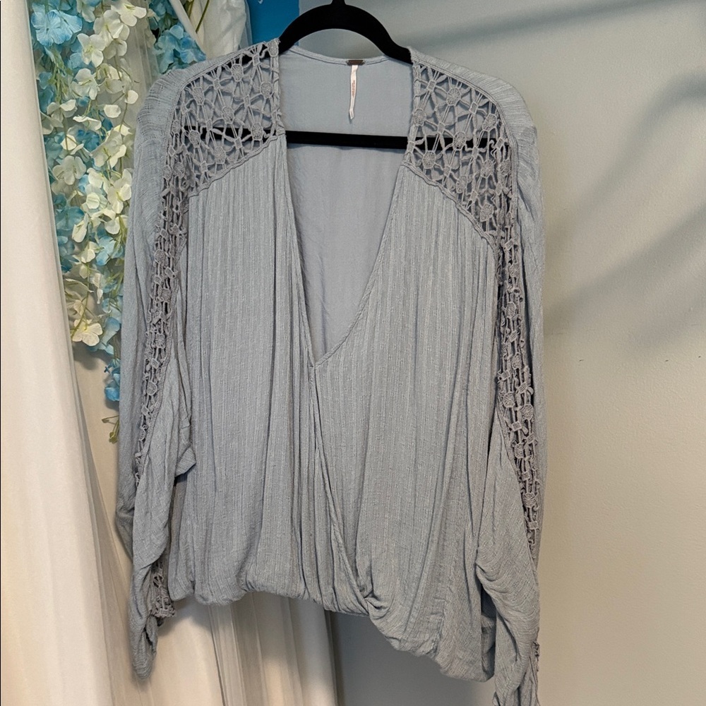 Free People light blue boho Crochet sleeve Blouse top long sleeves​